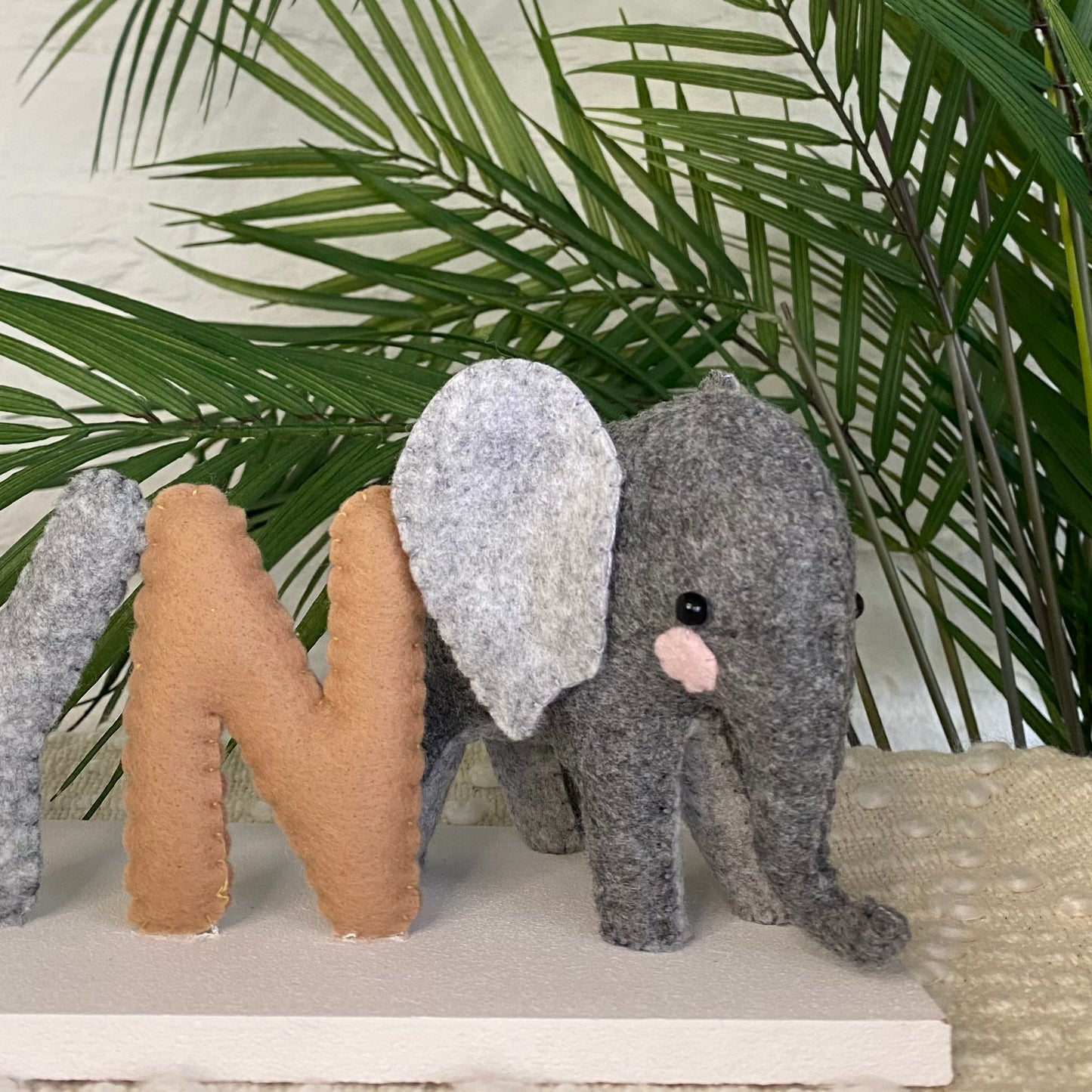 Naambordje Olifant
